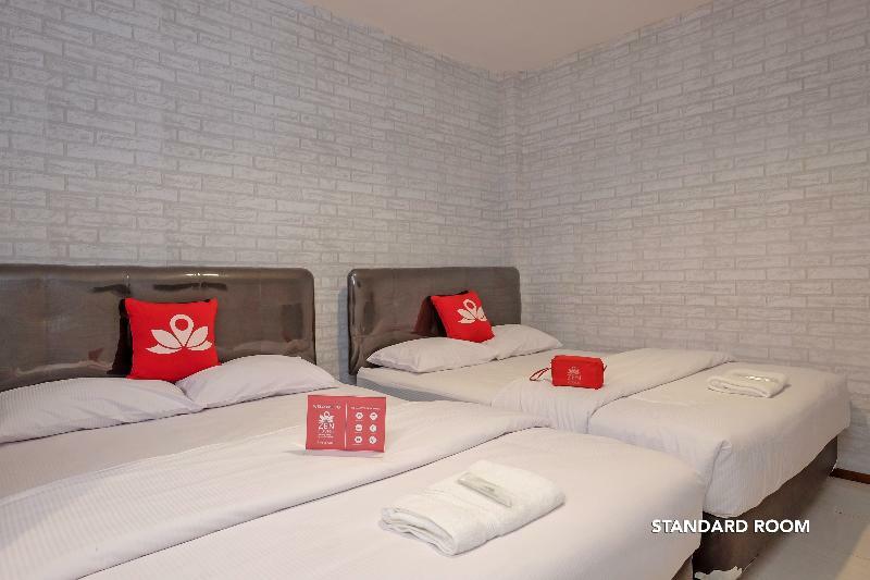 Hotel Zen B Walk Batu